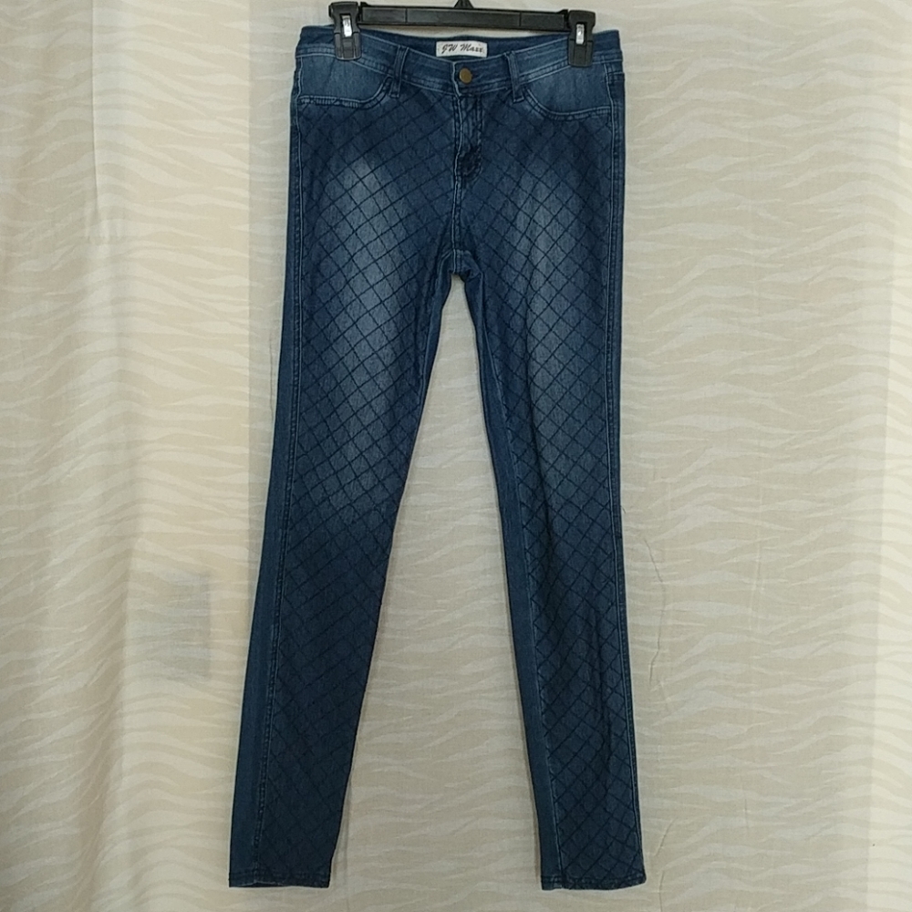 3/$20  JW Maxx textured blue jeans
